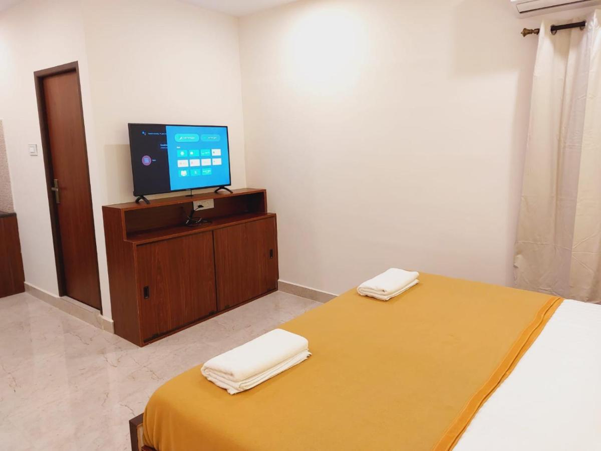Chippy Residency Hotel Chennai Exterior photo